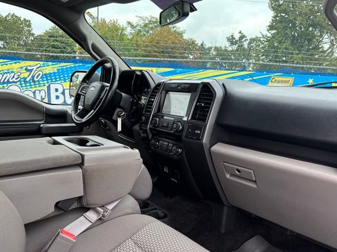 Used 2018 Ford F150 XLT w/ Equipment Group 302A Luxury AWD/4WD image 18