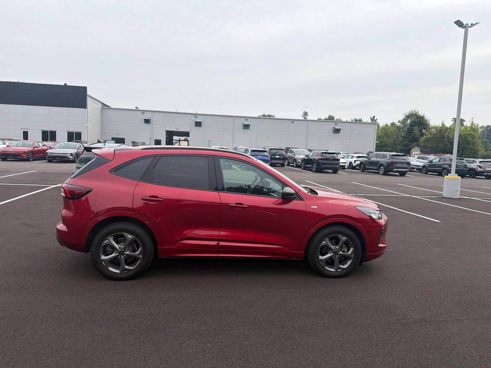 Used 2023 Ford Escape ST-Line w/ Equipment Group 301A FWD image 4