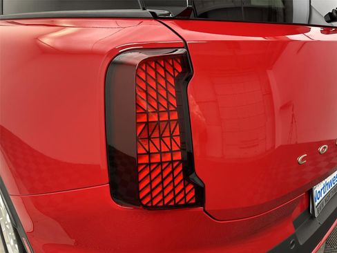 Used 2025 MINI Cooper Countryman S image 19