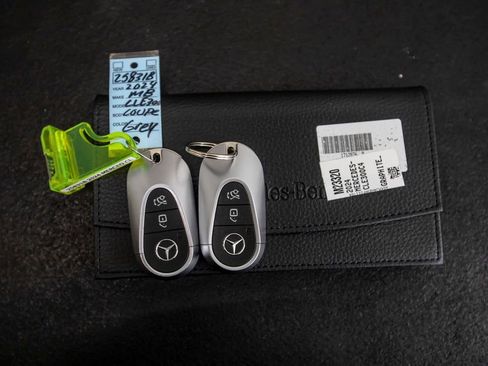 Used 2024 Mercedes-Benz CLE 300 4MATIC Coupe image 46