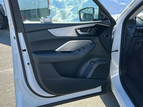 Certified 2024 Acura MDX SH-AWD image 8