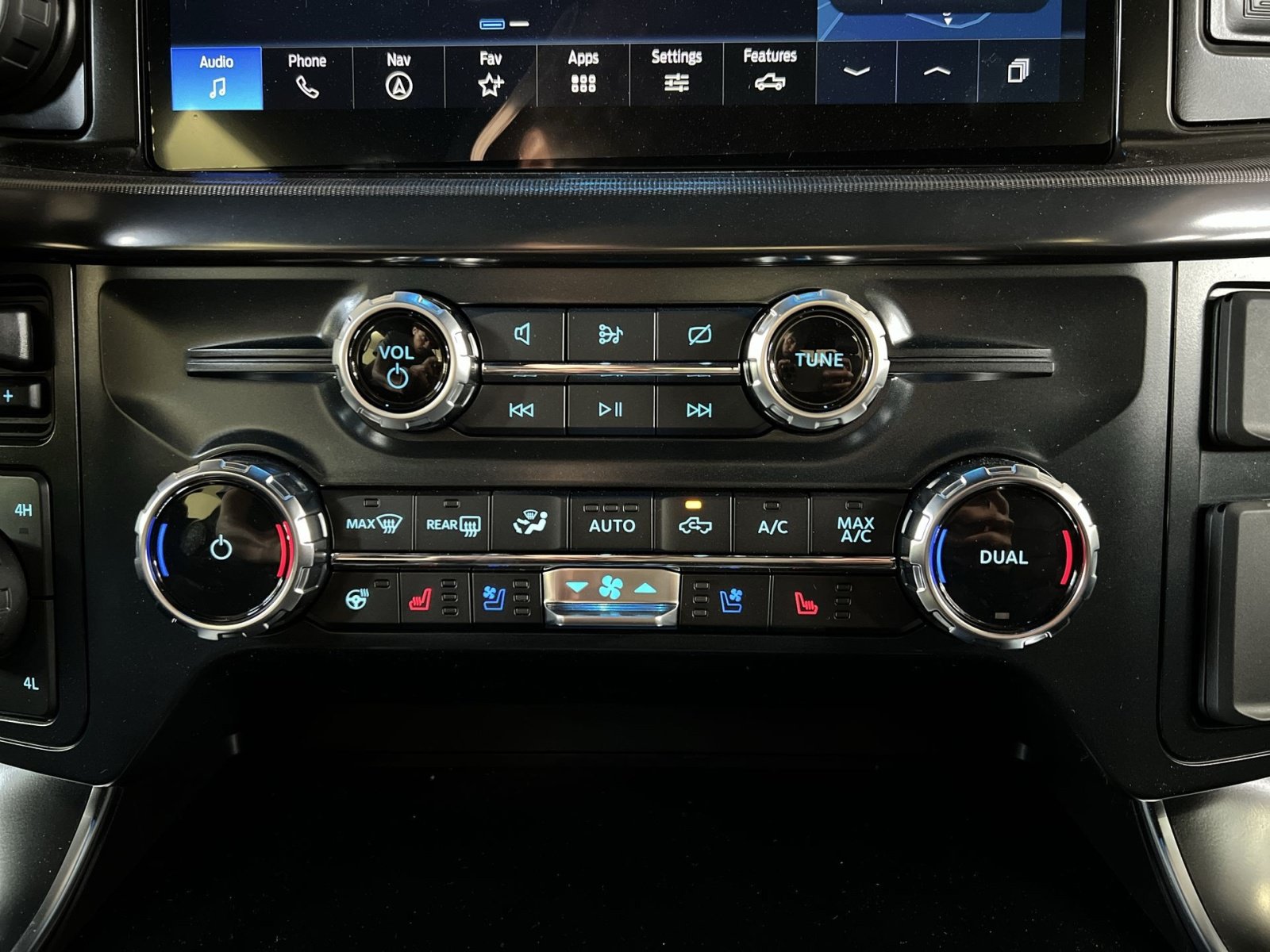 New 2026 Ford F150 Raptor AWD/4WD image 21