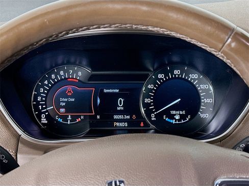 Used 2018 Lincoln MKX Reserve w/ Lincoln MKX Climate Package image 12