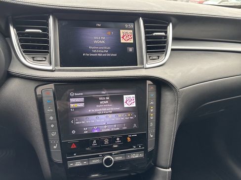 Used 2021 INFINITI QX50 Luxe w/ Cargo Package image 11