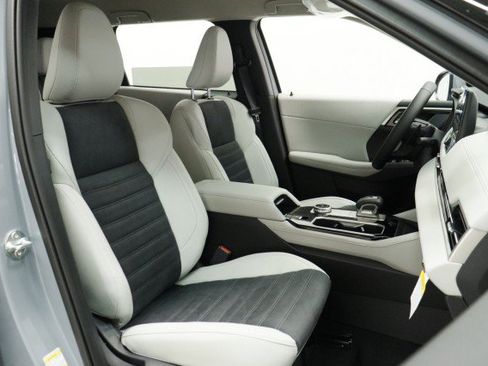 New 2026 Mitsubishi Outlander SE FWD image 19