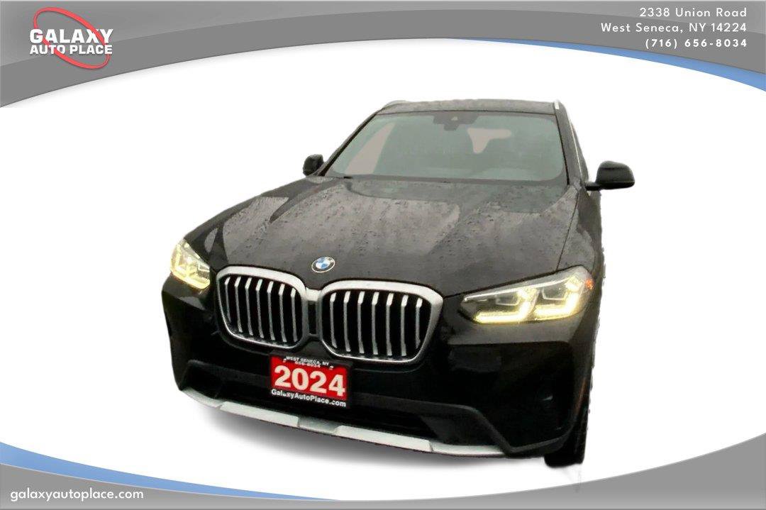 Used 2024 BMW X3 xDrive30i AWD/4WD image 2