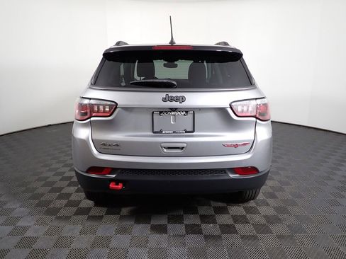 Used 2019 Jeep Compass Trailhawk image 14