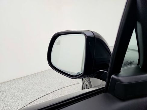 New 2026 Land Rover Range Rover Sport SE AWD/4WD image 19