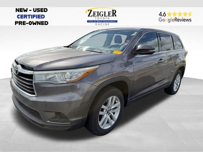 Used 2016 Toyota Highlander LE