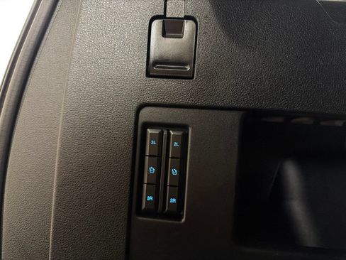 Used 2021 Ford Expedition XLT AWD/4WD image 40