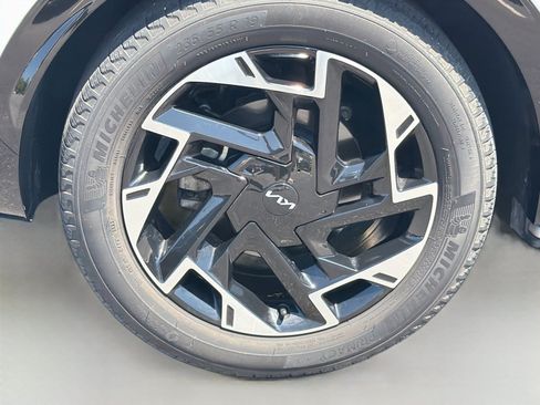 Used 2024 Kia Sportage SX FWD image 9