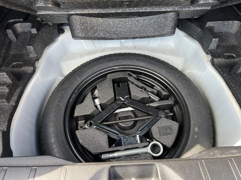 Used 2016 Subaru Forester 2.5i Touring w/ Eyesight & Navigation System AWD/4WD image 21