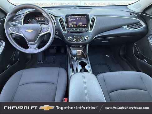 Used 2023 Chevrolet Malibu LT image 11