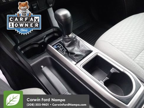 Used 2022 Toyota Tacoma SR5 image 18