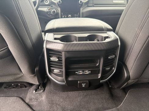 Certified 2025 RAM 1500 Big Horn AWD/4WD image 14