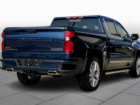 Used 2023 Chevrolet Silverado 1500 High Country w/ Technology Package AWD/4WD image 13