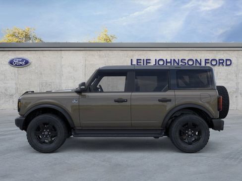 New 2025 Ford Bronco Outer Banks image 3