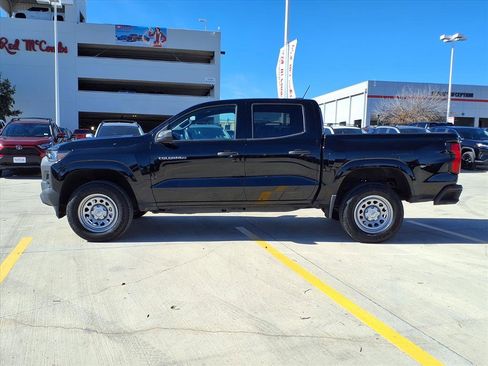 Used 2024 Chevrolet Colorado W/T w/ WT Convenience Package image 8