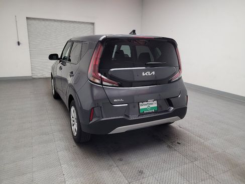 Used 2024 Kia Soul LX image 6
