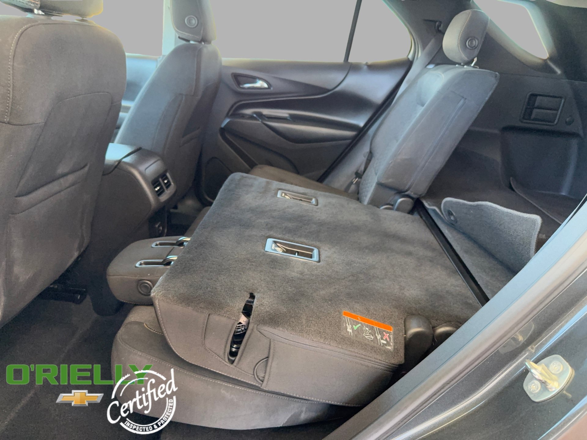 Used 2019 Chevrolet Equinox LT w/ LPO, Blackout Package FWD image 24