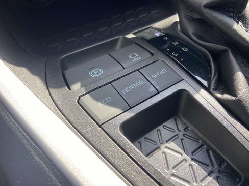 Used 2024 Toyota RAV4 LE FWD image 25