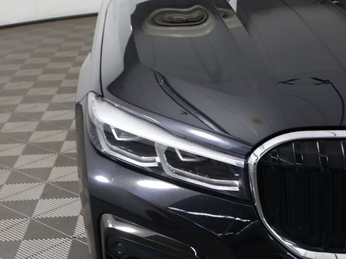 Used 2021 BMW 750i xDrive w/ M Sport Package AWD/4WD image 18