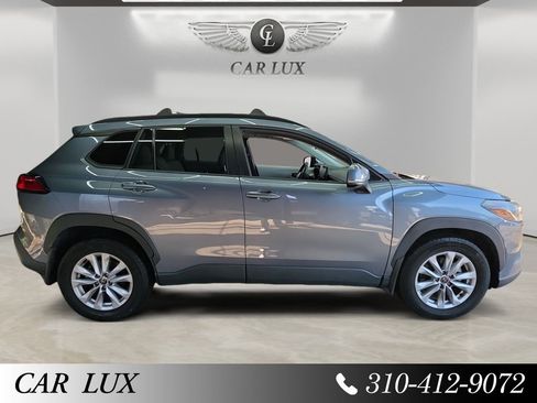 Used 2022 Toyota Corolla Cross LE w/ Black Badges Package (TMS) FWD image 6