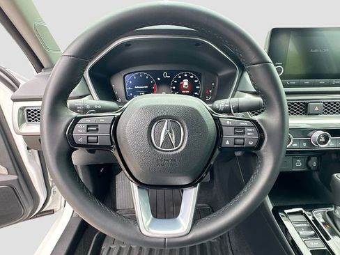 Used 2025 Acura Integra FWD image 15