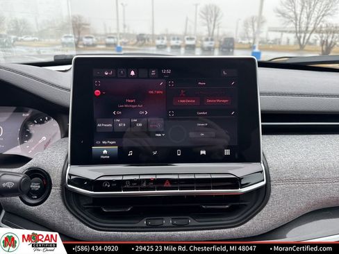 Used 2023 Jeep Compass Latitude image 16