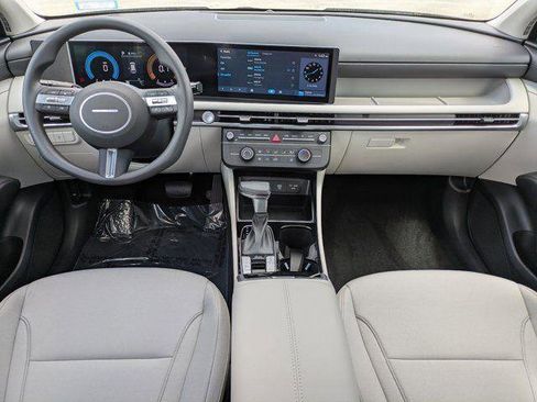New 2026 Hyundai Tucson SE FWD image 9