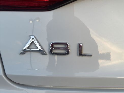 Used 2020 Audi A8 L 3.0T w/ Executive Package image 50