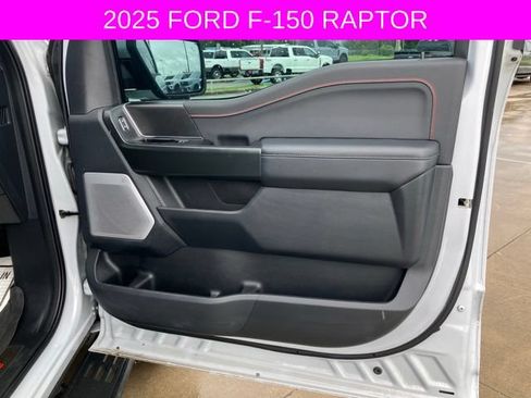 Used 2025 Ford F150 Raptor AWD/4WD image 13