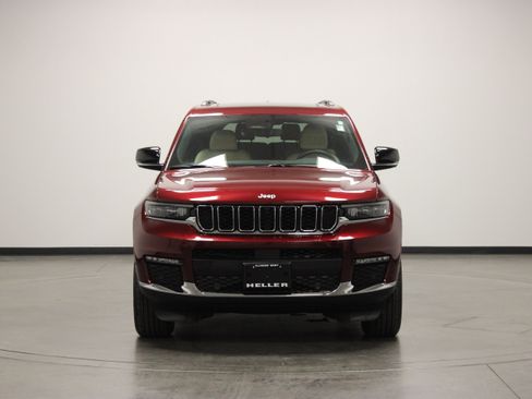 Used 2024 Jeep Grand Cherokee L Limited w/ Luxury Tech Group II AWD/4WD image 3