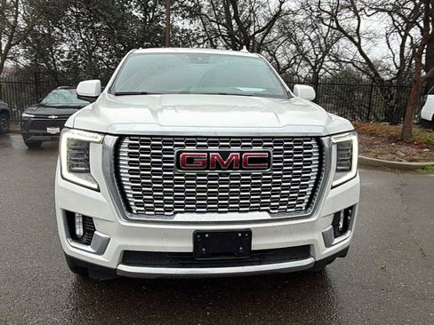 Certified 2024 GMC Yukon XL Denali w/ Denali Reserve Package image 2