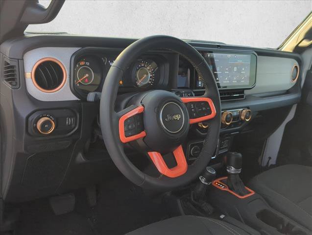 Used 2024 Jeep Wrangler Unlimited Sport AWD/4WD image 9