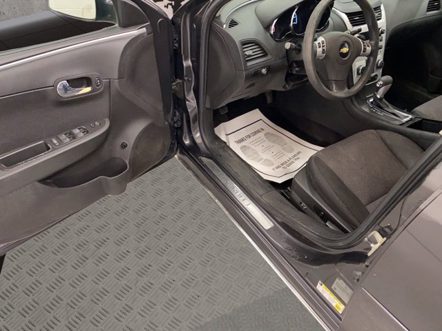 Used 2010 Chevrolet Malibu LT FWD image 16