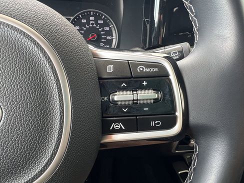 Used 2021 Kia Sorento S w/ Panoramic Sunroof Package image 22