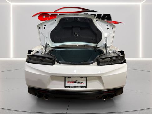 Used 2018 Chevrolet Camaro SS image 22