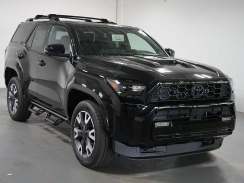 New 2026 Toyota 4Runner TRD Sport Premium AWD/4WD image 3