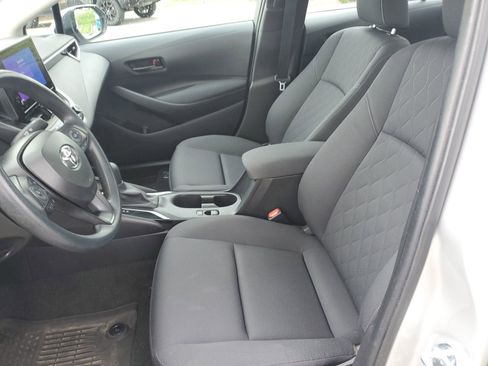 Used 2024 Toyota Corolla LE FWD image 17