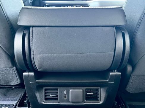 New 2026 GMC Sierra 1500 SLE image 21