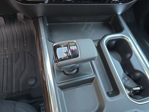 New 2026 GMC Sierra 1500 Elevation image 21