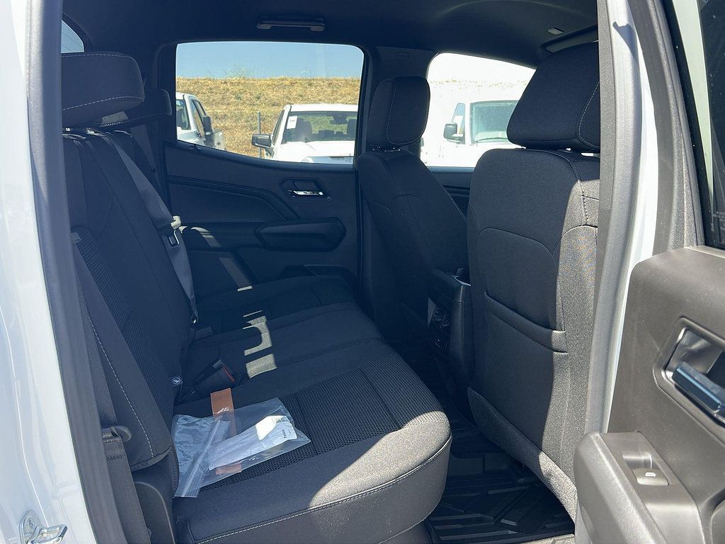 New 2026 GMC Canyon Elevation w/ Technology Package AWD/4WD image 27