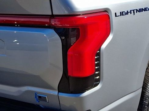 Used 2022 Ford F150 Lightning Lariat w/ Tow Technology Package image 12