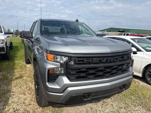 Used 2026 Chevrolet Silverado 1500 Custom w/ LPO, Dark Essentials Package AWD/4WD image 2