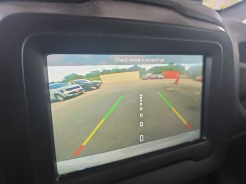 Used 2020 Jeep Renegade Altitude FWD image 13