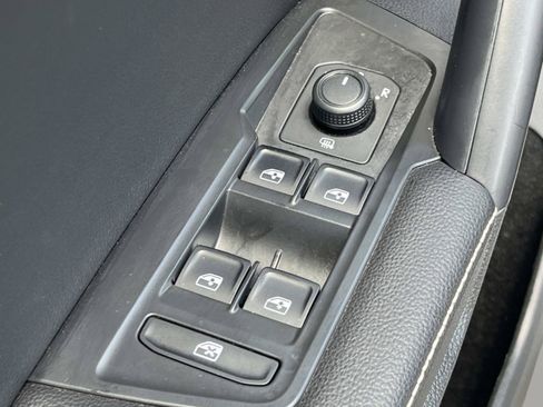 Used 2023 Volkswagen Tiguan S FWD image 27