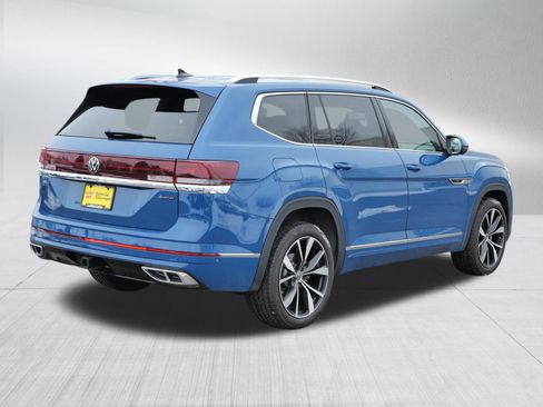 Certified 2025 Volkswagen Atlas SEL Premium R-Line image 7