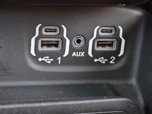 Used 2022 RAM 1500 Limited AWD/4WD image 23