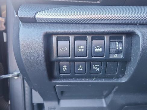 Used 2020 Subaru Forester Limited w/ Popular Package #3 image 13